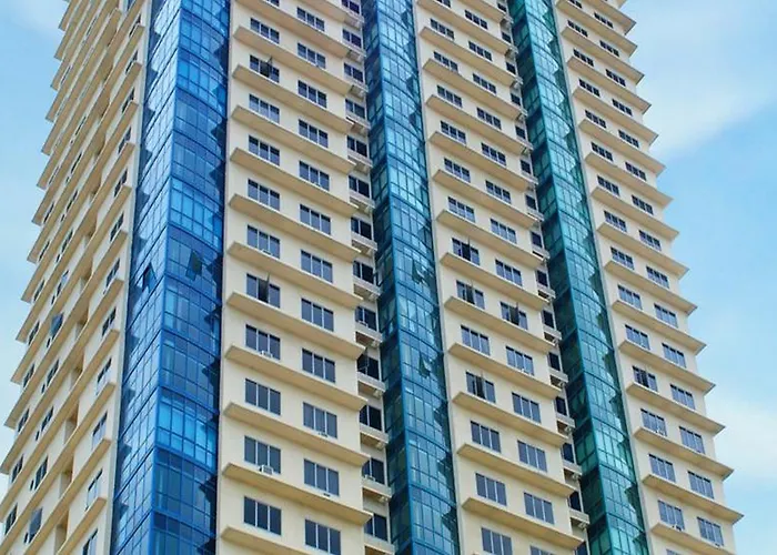 Astoria Plaza