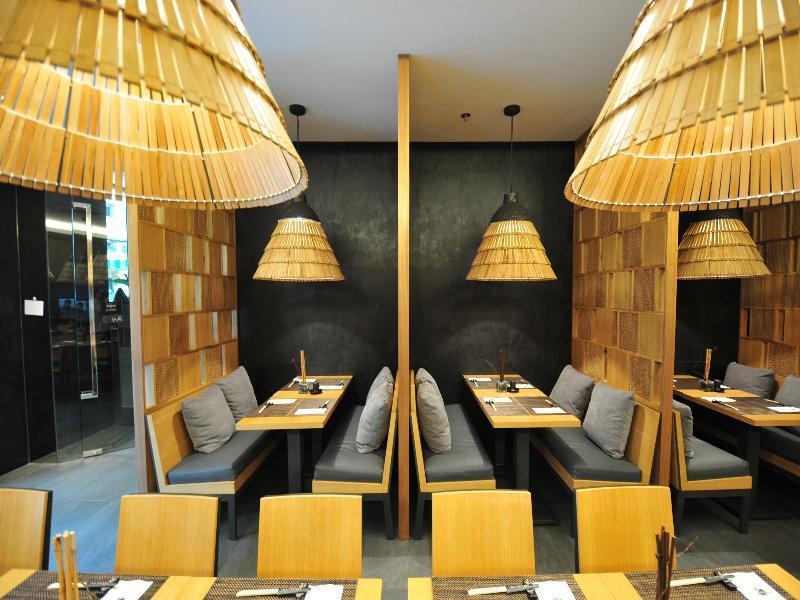 Hotel Astoria Plaza 4*