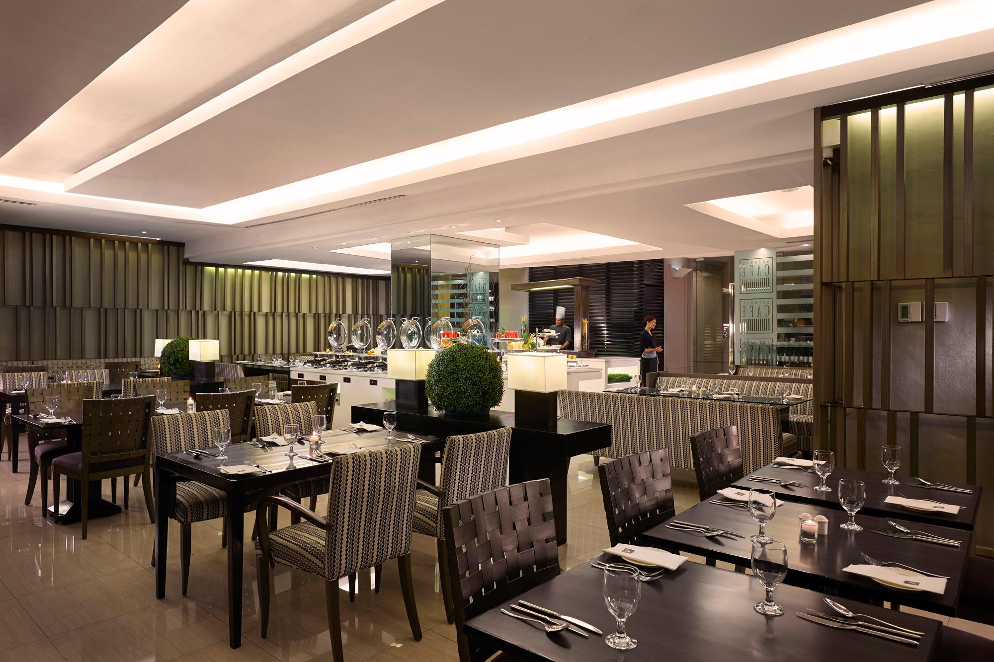 Astoria Plaza 4* Pasig City