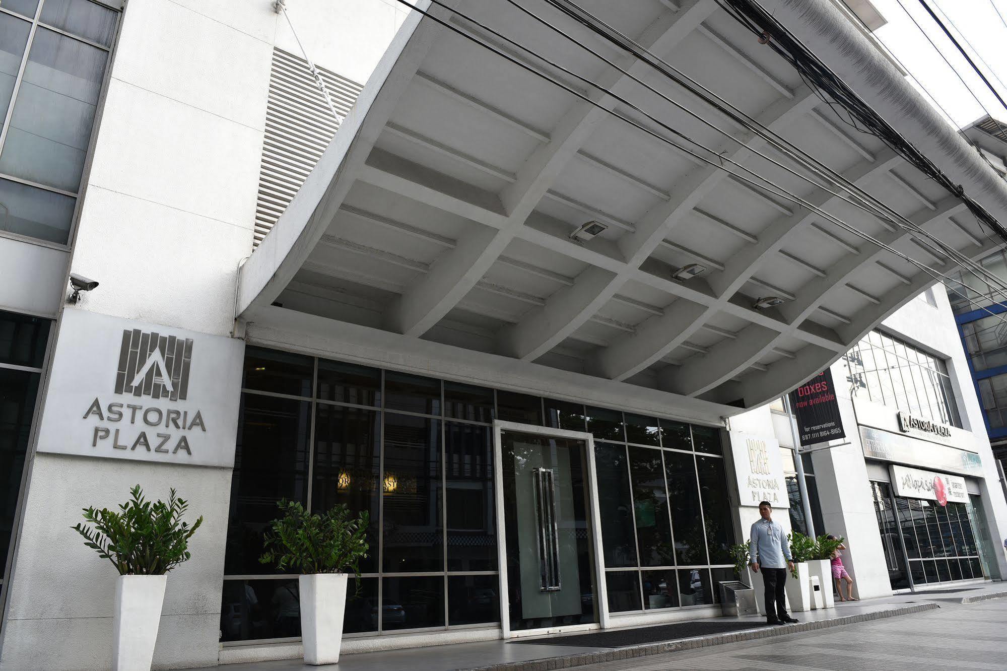 Hotel Astoria Plaza 4*