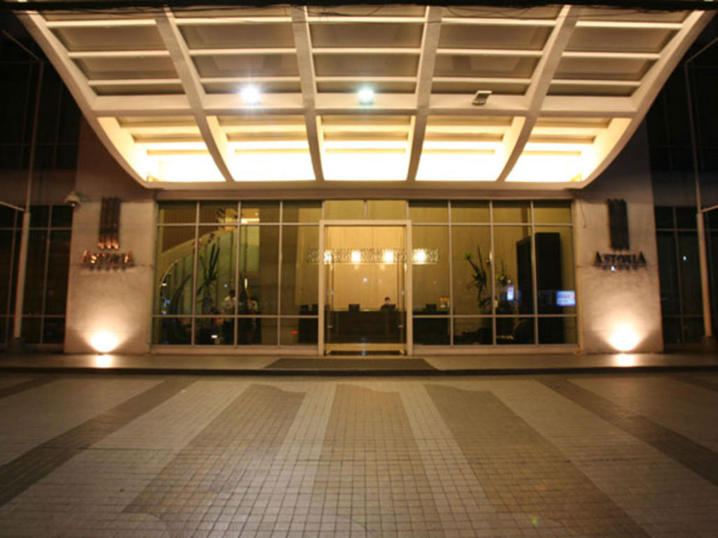 Astoria Plaza Hotel